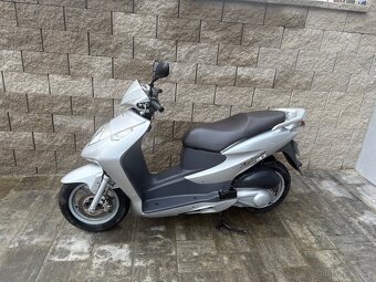 Honda dylan 125 2003 - 3