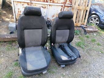 Sedačky na Vw golf 4 - 3
