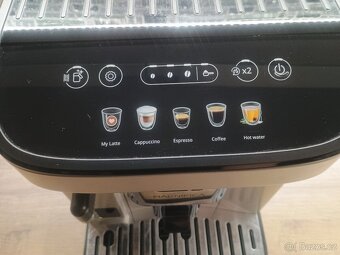Kávovar DeLonghi magnifica EVO - 3