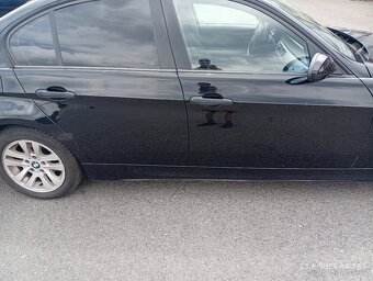 Díly z vozu BMW e90 - 3