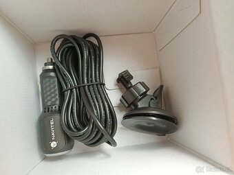 Prodám novou kameru do auta Navitel R200NV - 3