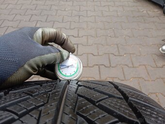 255/50/19 zimní pneu goodyear runflat - 3