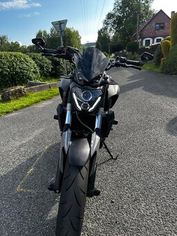 Yamaha MT07 - 3