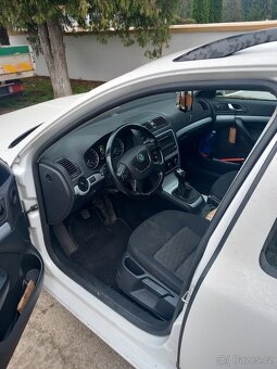 SKODA OCTAVIA 2 - 3
