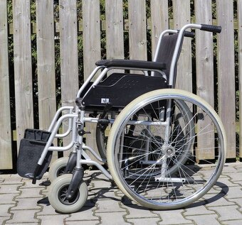 009-Mechanický invalidní vozík Meyra. - 3