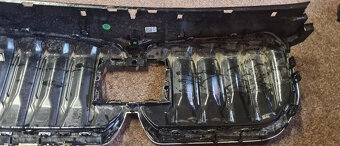 Maska ledviny gril bmw ix1 ix 1 u11 185178-1 - 3