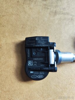 SNÍMAČE TLAKU / TPMS = HYUNDAI s kovovými věntilmi - 3