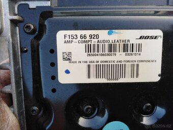 Mazda RX-8 RX8 - zesilovač - 3