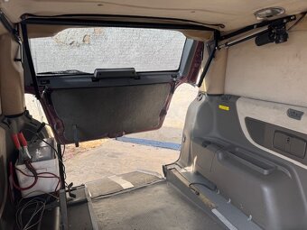 Mercedes W638 nakládací rampa invalid - 3