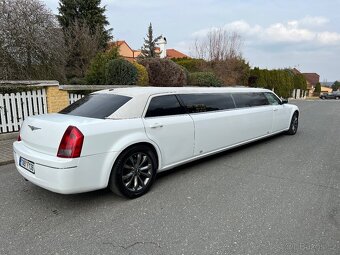 Limuzína Chrysler 300c 3,5 V6 200kw LPG VIP NEW INTERIER - 3