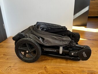 Sportovní kočárek Brita Romer B Motion plus - 3