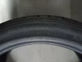 Dunlop 245/40/20 99Y - 3