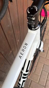 Silniční endurance kolo Pells Aeron 2 - 3