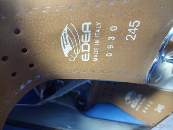 Brusle EDEA 245 - 3