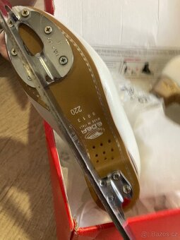 EDEA Overture 220, nože MK Sheffield profesional freestyle, - 3