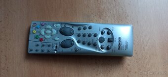 Prodám domácí kino Thomson DPL800VD - 3
