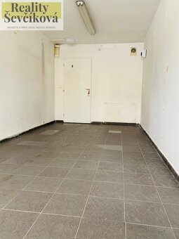 Pronájem obchodního prostoru v centru, 20 m2 - 3