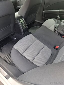 Škoda Superb II 2.00 TDI, 103 kW, r.v. 2012 - 3