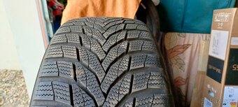 Zimní Nexen winguard Sport 2, 215/45 R18 jako nové - 3
