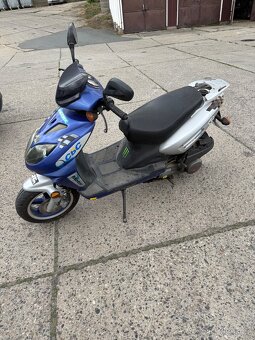 Skútr CBC MAX 125 - 3