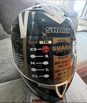 Motocyklová helma SHARK - 3
