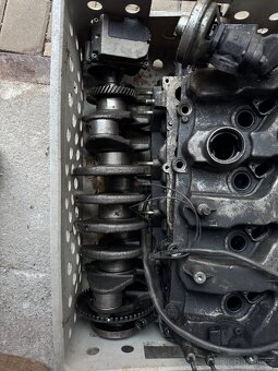 Prodám náhradní díly na motor captivy - 3