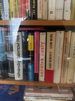 Prodám knihy - různorodá sbírka - 3