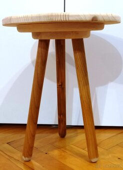 Květinový stolek na trojnožce,, - 3