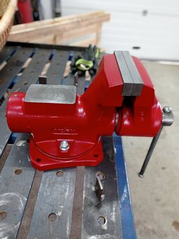 Svěrák York 150L T - 3