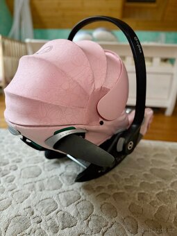 Autosedačka / vajíčko CYBEX Cloud Z i-Size – Simply Flowe - 3