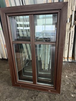 PLASTOVÉ OKNO DVOUKŘÍDLÉ 85x146 OŘECH-PLZEŇ - 3