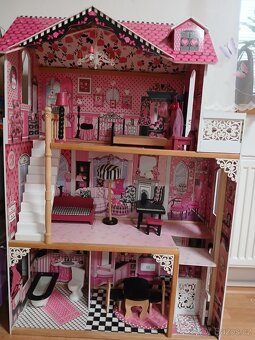Dům pro Barbie - 3