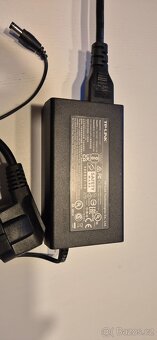 Prodám PoE switch TP-Link TL-SF1005P - 3