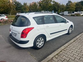 Zpět na výpis Peugeot 308SW 1,6HDi, r.2012 - 3