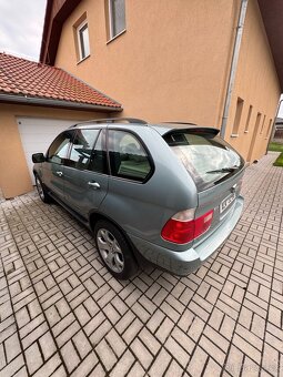 BMW X5 4.4i - 3