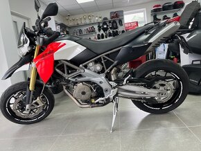 Aprilia 750 Dorseduro - 3