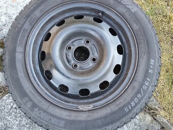 195/60/15 , disky 6Jx15, pneu SAVA Eskimo, FORD - 3