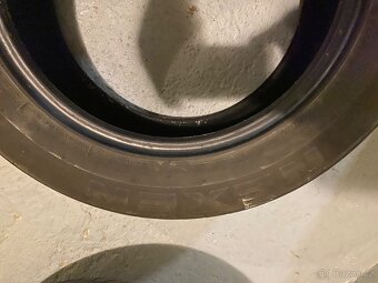 215/60R16 - 3