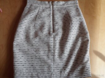 sukně bíločerná zn. H&M - vel. 36 - 3