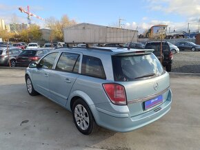Opel Astra Caravan 1.7 CDTI KLIMA,ČR,ŠPATNÁ SPOJKA - 3