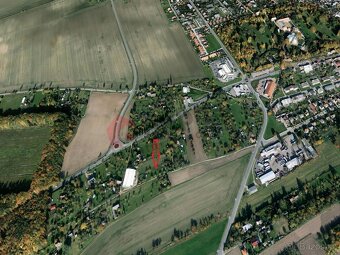Pozemek 1150 m² s potenciálem v Chlumci nad Cidlinou - 3