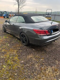 Havarovaný mercedes benz E300 2014 cabrio AMG paket - 3