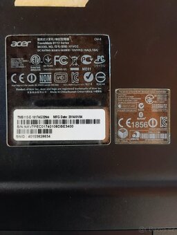 Acer Travelmate B113 - 3