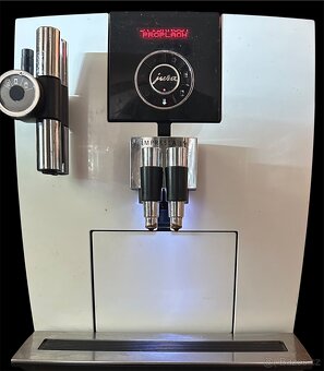 Prodám automat JURA IMPRESSA J9.2 - 3