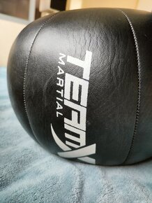 Kožený medicinbal TeamX Martial, 10 kg - 3