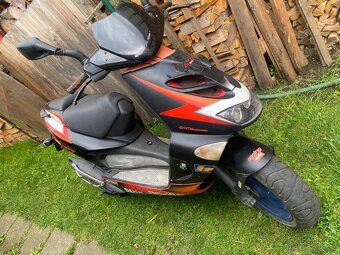 Aprilia sr 50 dtech - 3