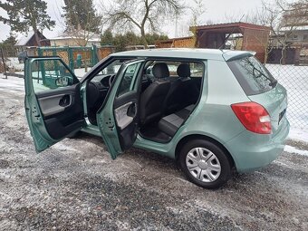 Škoda fabia FACELIFT 1.2 ...rok 2012 - 3