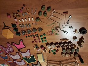 Prodám Schleich koně stáje a příslušenství - 3