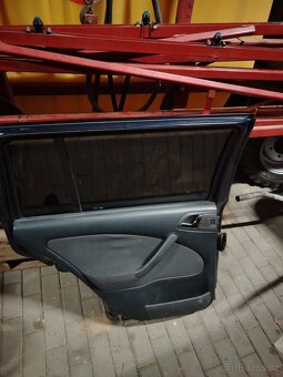 Zadní levé dveře Octavia 1 - 3