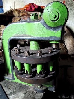 Revolverová děrovačka - 3